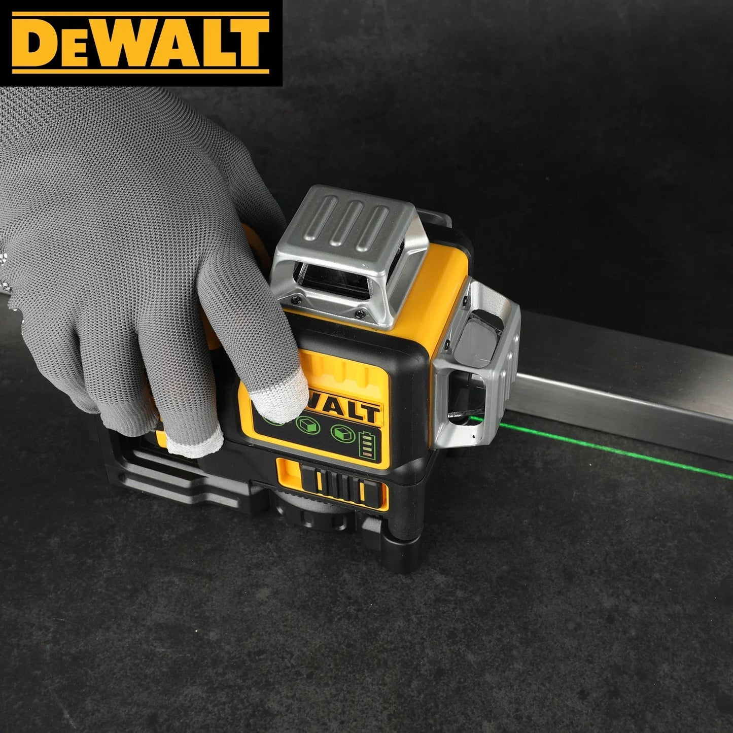 Dewalt DW089LG 12-Line 360 Degree Laser Level With Plumb
