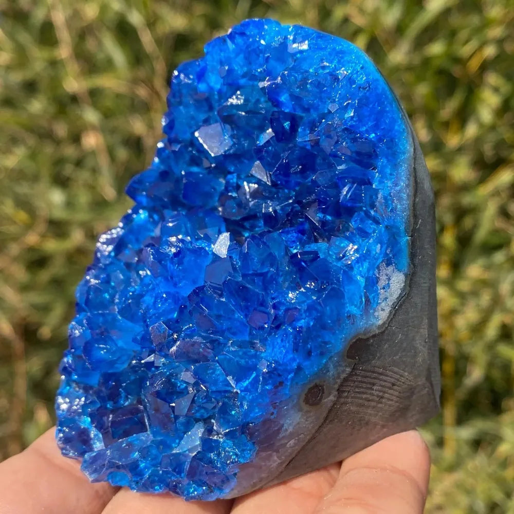 CrystalHola Geode Quartz Crystal Mineral Specimen for Home Decor