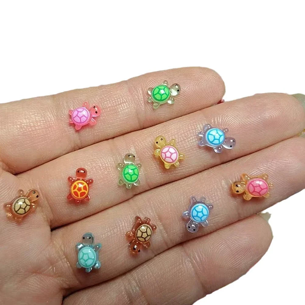 APWIKOGER Mini Resin Turtles Night Glow Figurines For Diorama